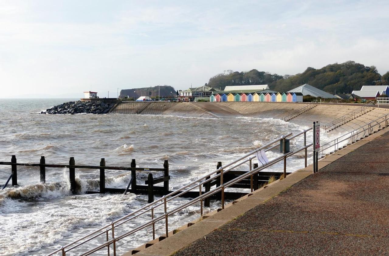 Family Marine Apartment With Sea View Dawlish Exterior photo